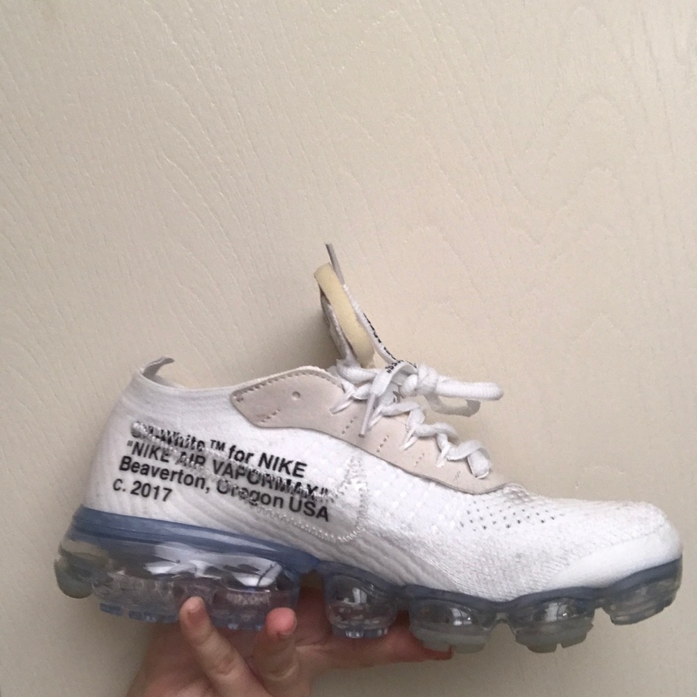off white shoes - Picture 3 of 3